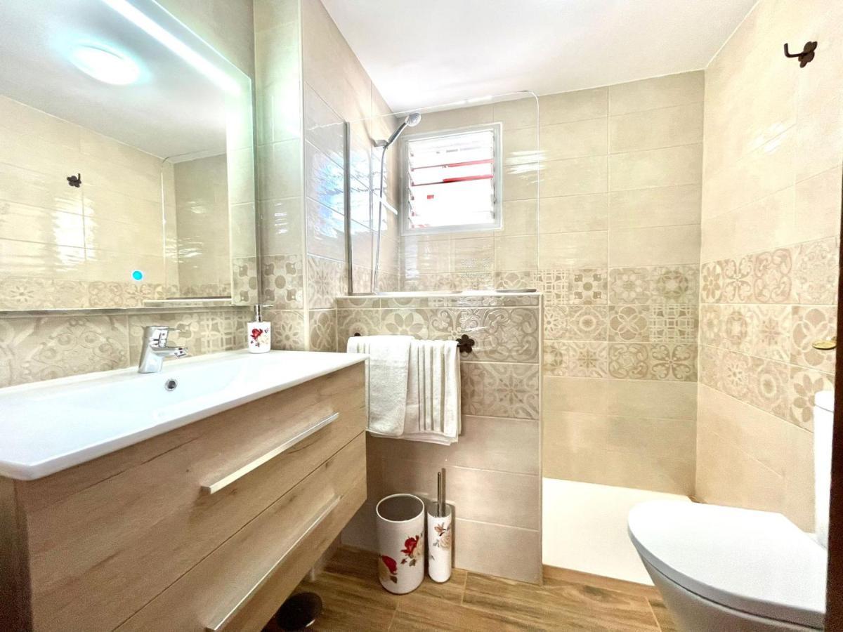 אדחה Apartamento Urb. Palmeras Del Sur Con Piscina מראה חיצוני תמונה